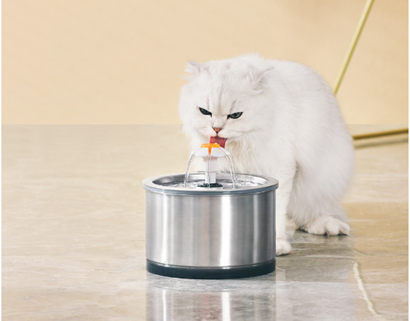 2.5L Cat Water Fountain with Filter – Fresh Flow Hydration for Cats & Small Dogs